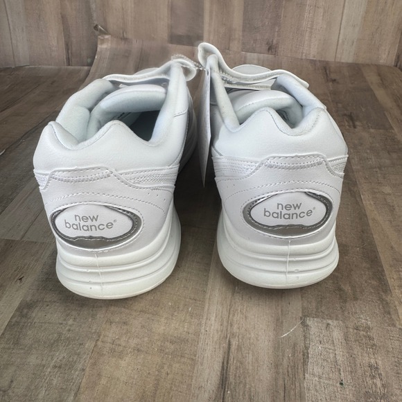 New Balance Men's 11.5 577 White Walking Shoes NEW White Leather - Picture 4 of 7